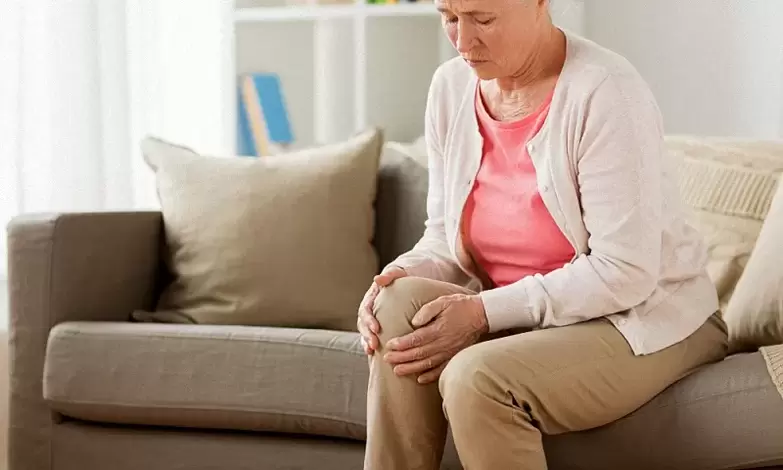 Arthrosis ng mga kasukasuan sa isang matandang babae